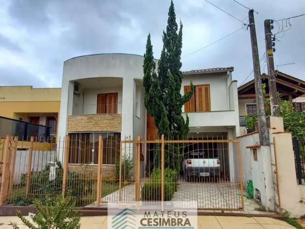 AMPLA CASA NO CENTRO