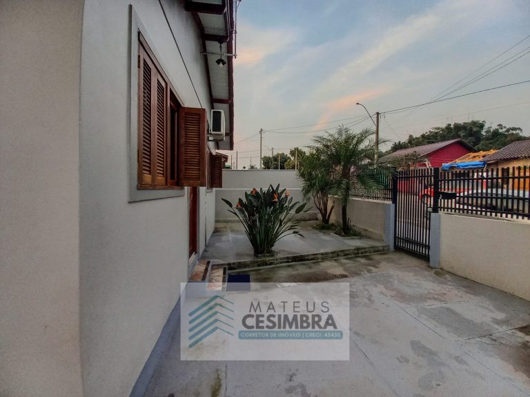 EXCELENTE CASA NO LOTEAMENTO “ZÉ LUIZ”