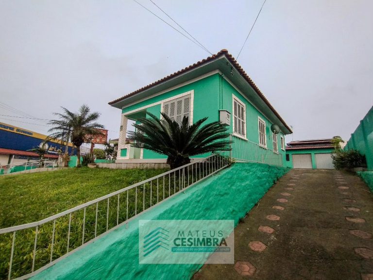 CASARÃO COM TERRENO AMPLO NA ALBINO PINTO