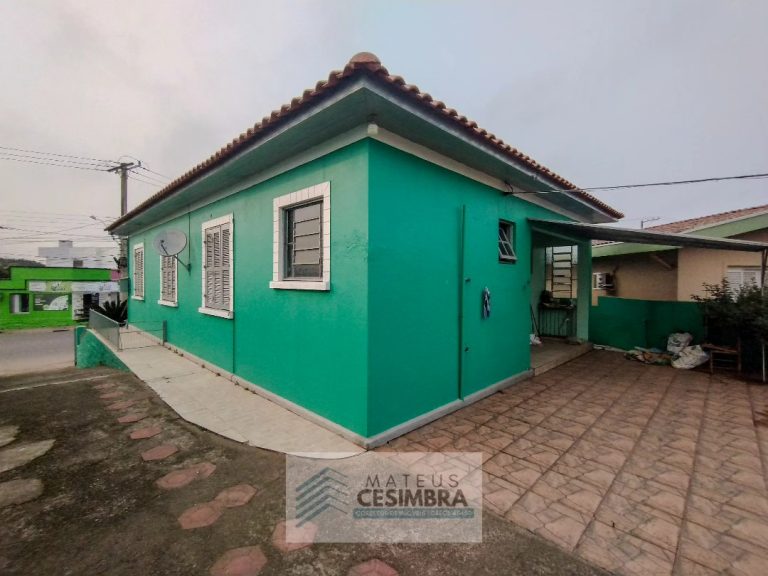 CASARÃO COM TERRENO AMPLO NA ALBINO PINTO