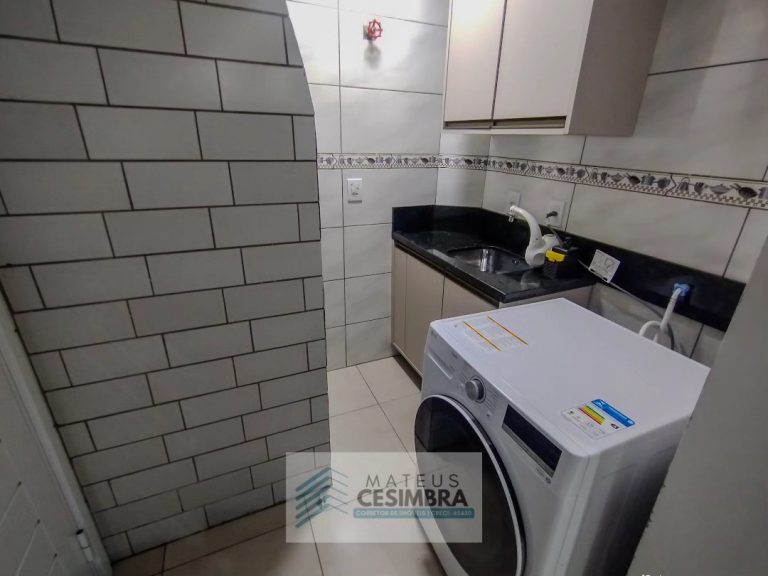 SOBRADO PRÓXIMO DA LAGOA