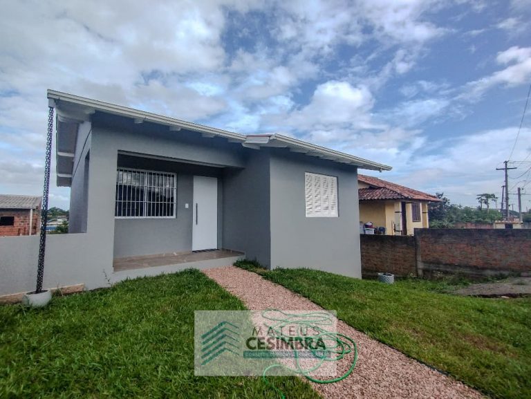 CASA SEMI-MOBILIADA E REFORMADA NA COL. 20