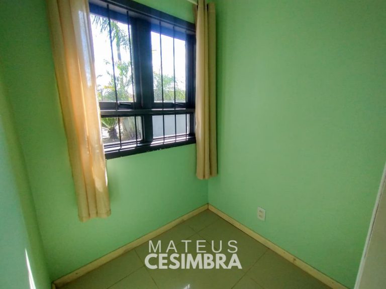 CASA COM 3 DORMITÓRIOS – PARQUE DO MEIO