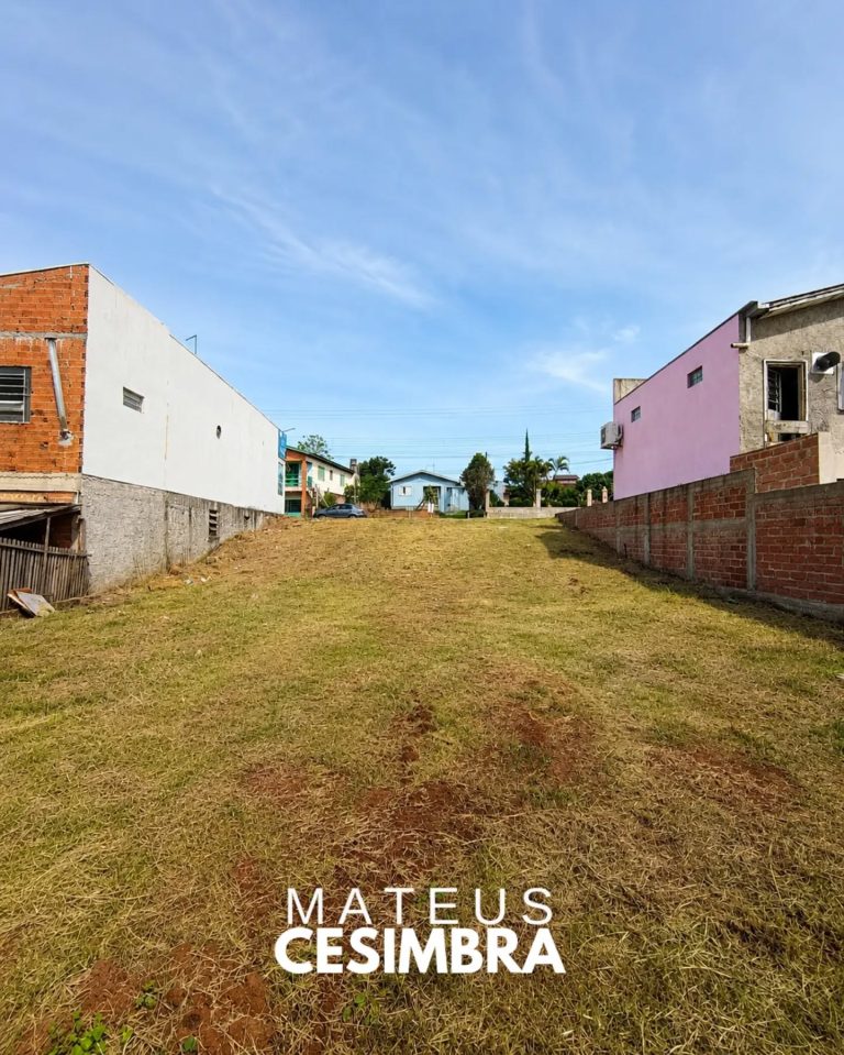 TERRENOS NA AV. AÇORIANOS