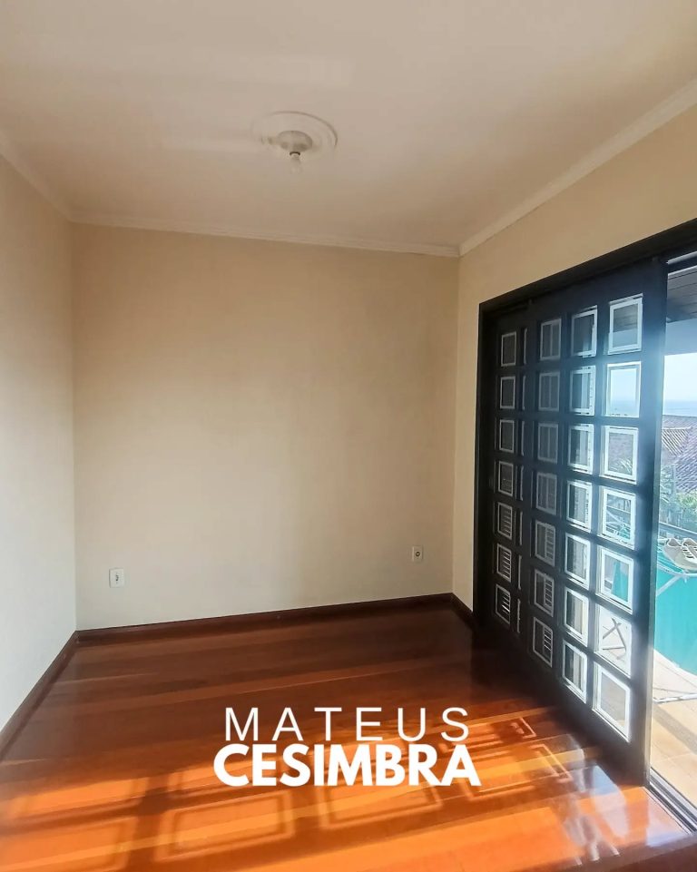 CASA NO LOTEAMENTO FIGUEIRA