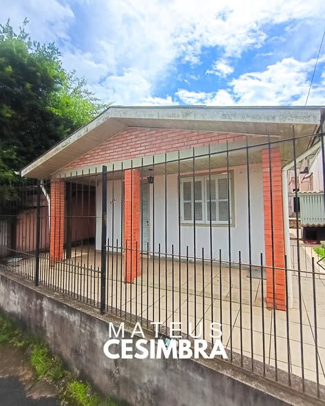 CASA NO BAIRRO PRAIA