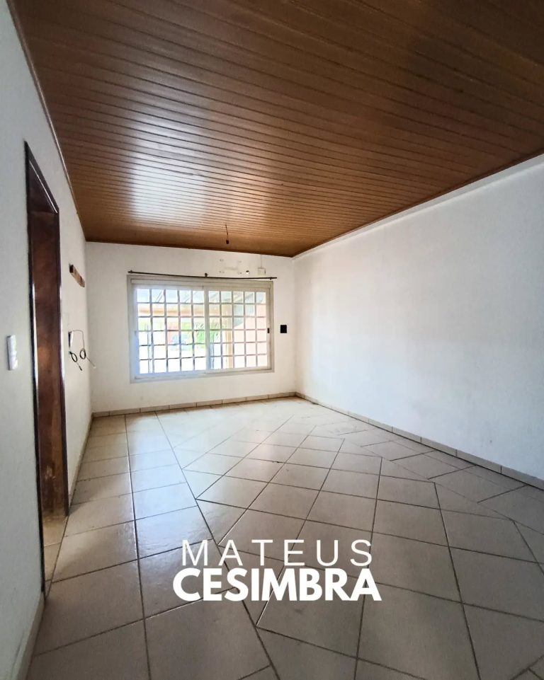 CASA NO BAIRRO PRAIA