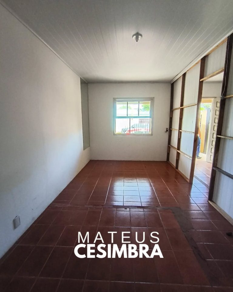 CASA NO BAIRRO PRAIA