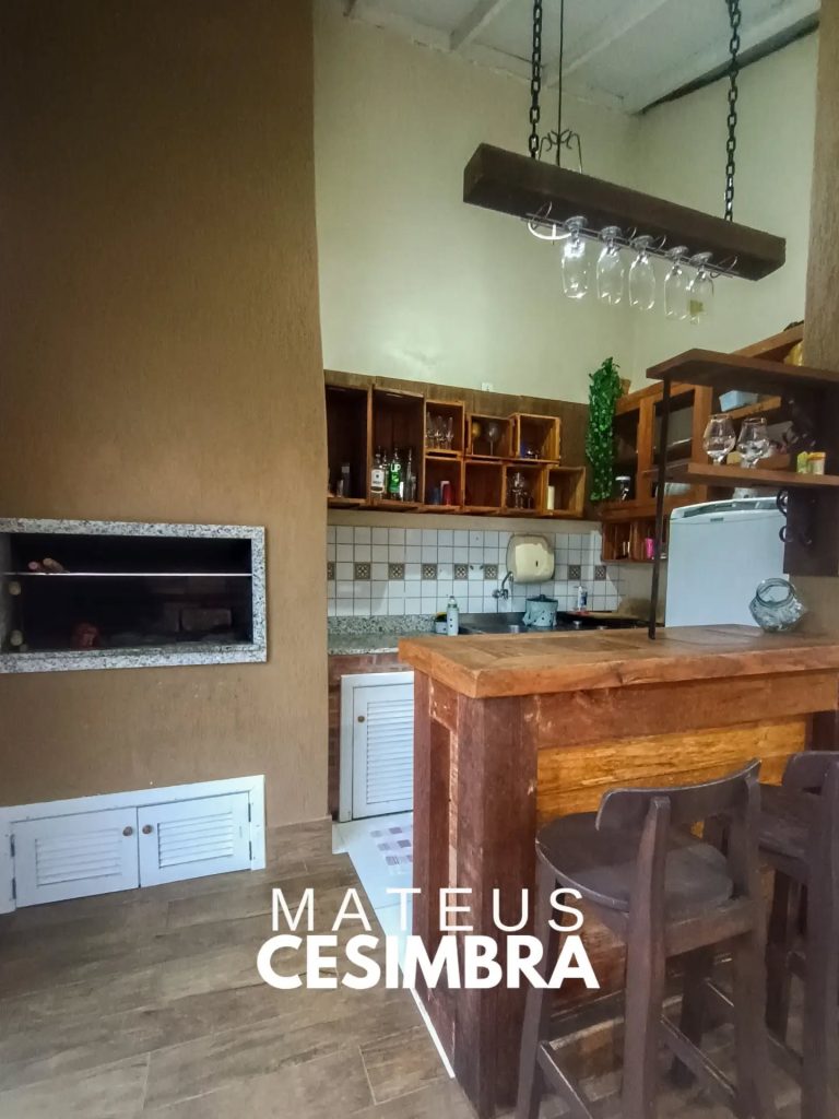 CASA NO BAIRRO IPE