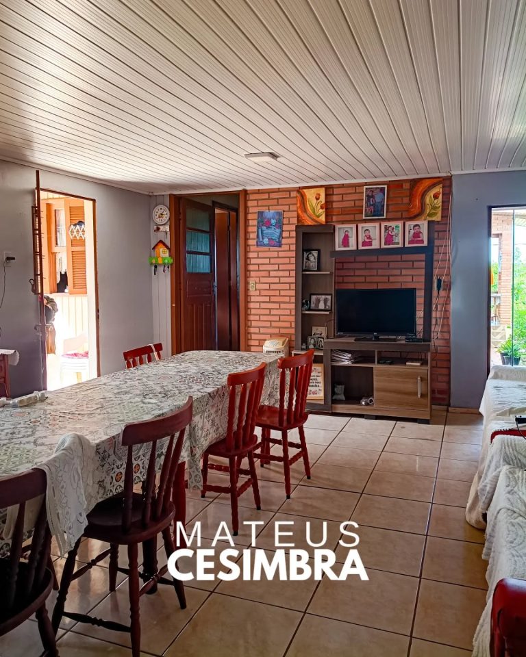 CASA NO CENTRO DE TAQUARI