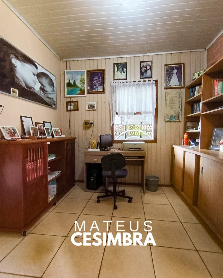 CASA NO CENTRO DE TAQUARI