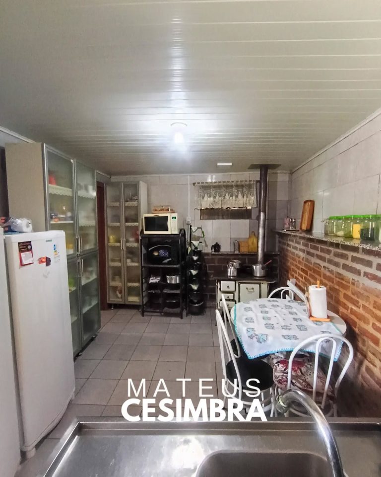 CASA NO CENTRO DE TAQUARI